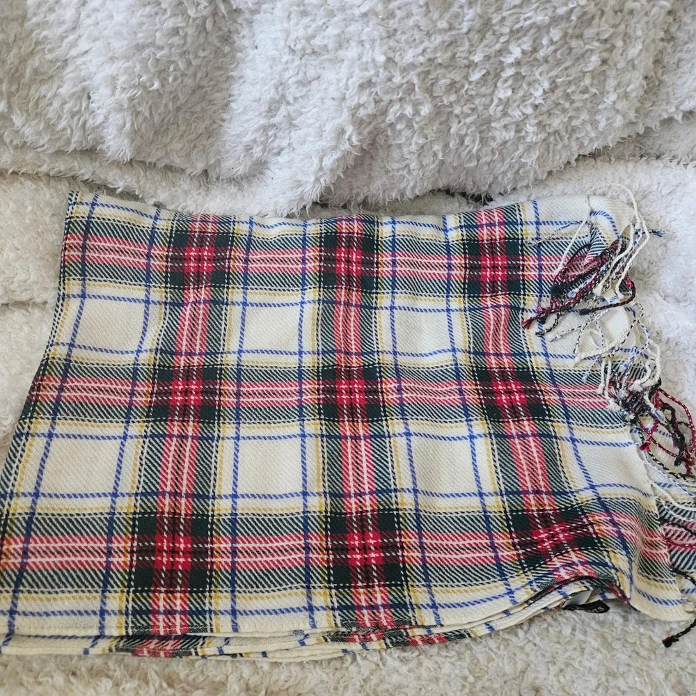 Talbots 100% Wool Tartan Plaid Scarf Red Cream‎ Green